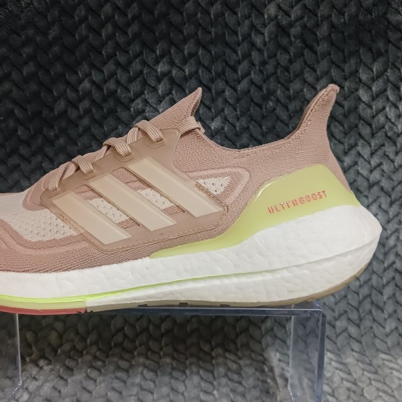 Adidas UltraBoost 21 Women's Athletic Running Shoes Pink Beige White Size 11 - Picture 12 of 15